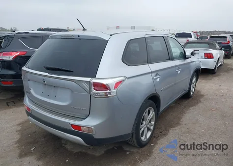 2015 Mitsubishi Outlander Se z USA, uszkodzony, nr VIN JA4AD3A39FZ013430